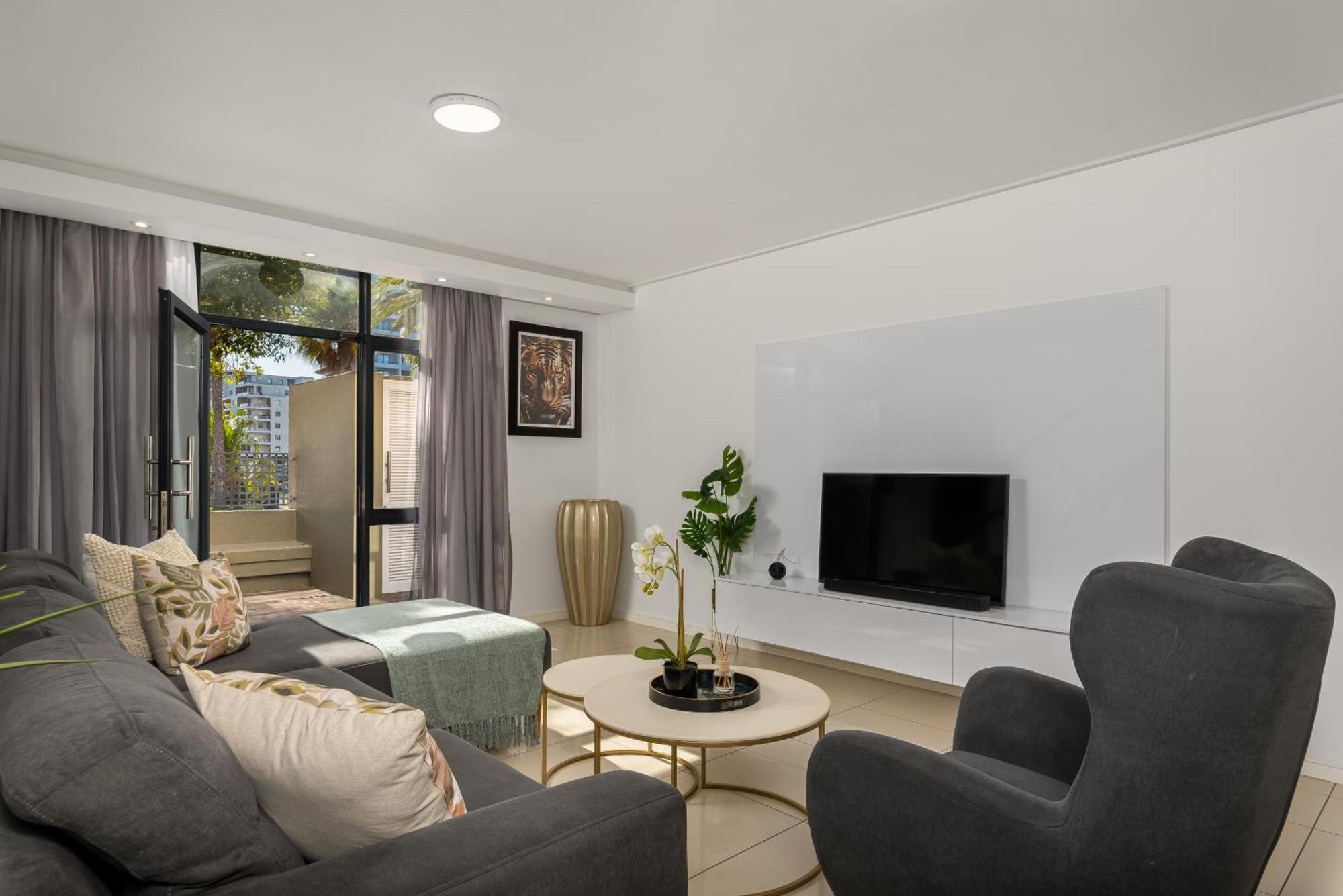 Manhattan Wharfside 207 Apartment *